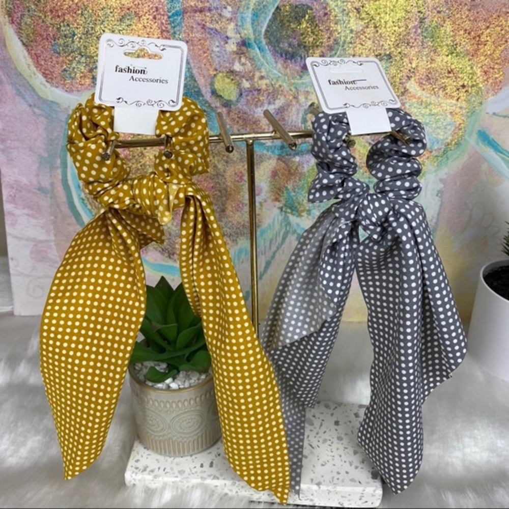 Scrunchie Hair‎ Tie